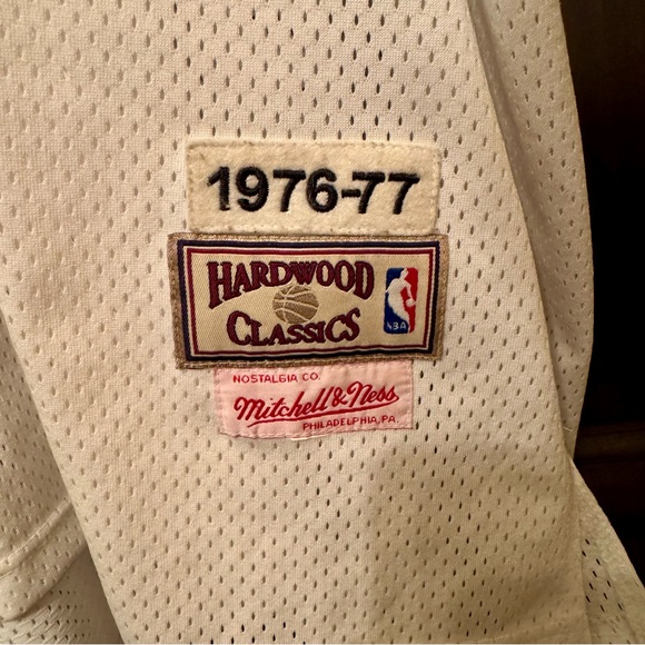 Pete Marovich #7 New Orleans Jazz Mitchell and Ness Jersey size 56 - Picture 2 of 4